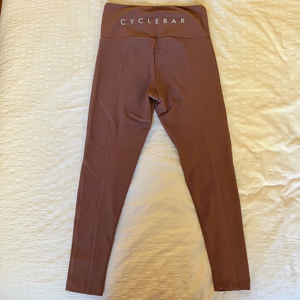 Cyclebar-branded women’s leggings